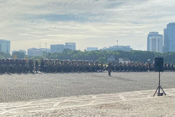 Satpol PP DKI Jakarta gelar apel pengamanan Malam Tahun Baru 2026, Selasa (30/12)/Foto Fifi Abdurahman