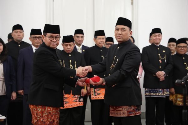 Gubernur DKI Jakarta Pramono Anung resmi lantik Uus Kuswanto sebagai Sekda DKI Jakarta gantikan Marullah Matali/Foto Pemprov DKI