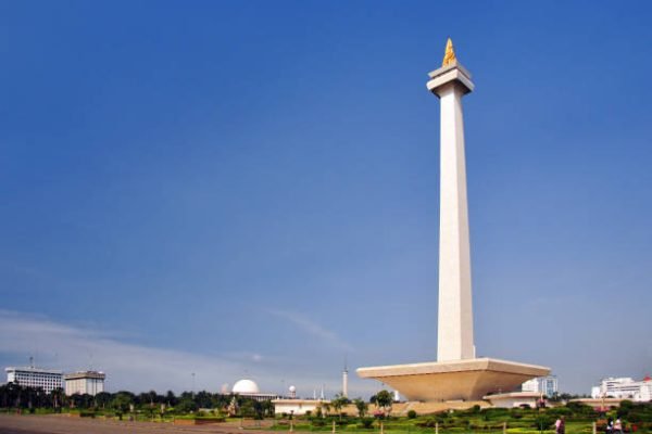 Monumen Nasional (Monas) tidak jadi tempat perayaan Tahun Baru 2026/Foto iStock