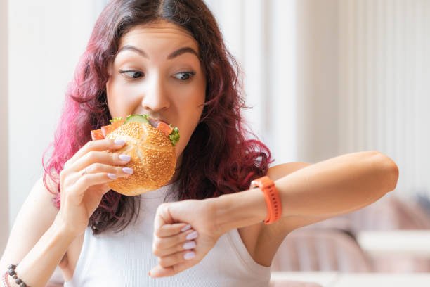 Ilustrasi orang diet/Foto : Dok. iStock