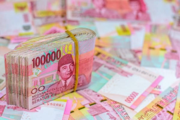Gambar uang rupiah/Foto iStock
