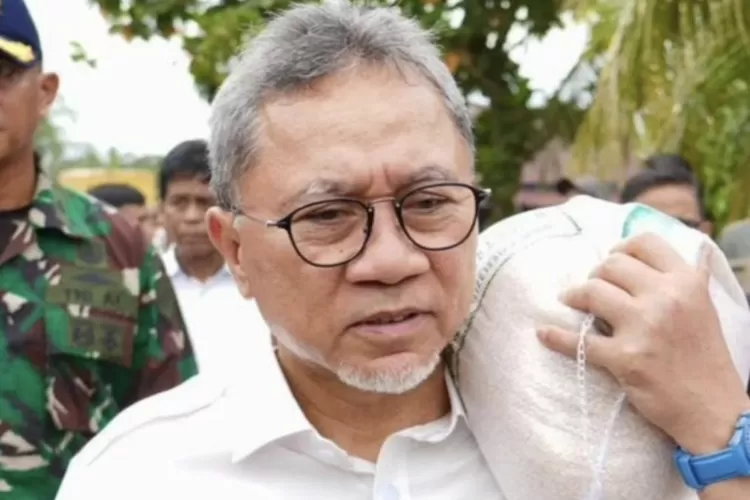 Dihujat Soal Panggul Beras, Zulhas: Saya Gotong Beras Itu Biasa/Foto : Dok. Istimewa