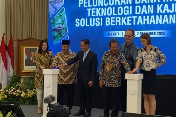 Kementerian PPN/Bappenas bersama pemerintah Inggris, Jerman, dan UNDP Indonesia berkomitmen memperkuat aksi iklim nasional di Kantor Bappenas, Selasa (2/12)/Foto Fifi Abdurahman