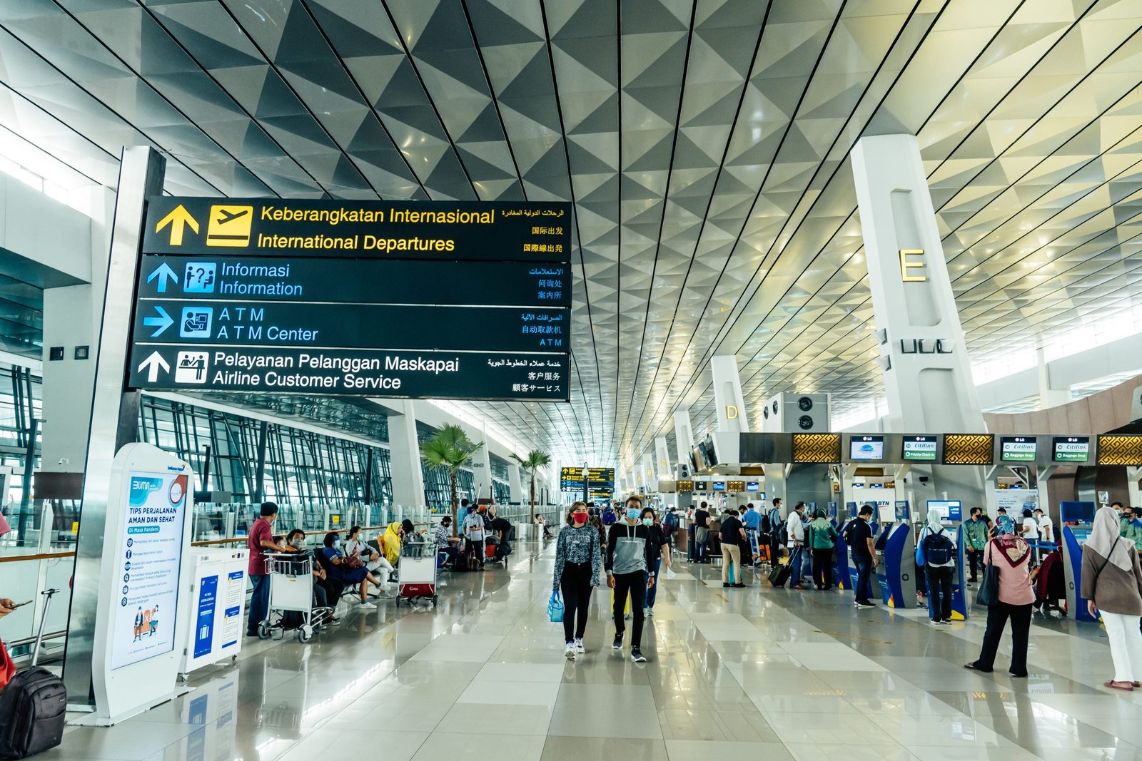 Bandara Soekarno-Hatta menempati urutan pertama bandara dengan jumlah penumpang terbanyak pada momen libur nataru/Foto : Dok. Shutterstock
