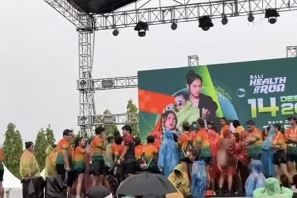 Viral! Panitia Event Lari di Bali Diduga Bawa Kabur Uang Peserta/Foto : Tangkapan Layar TikTok @ayuintann