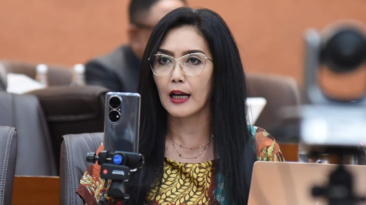 Anggota Komisi XIII DPR RI Rieke Diah Pitaloka, menyoroti kasus child grooming yang dialami Aurelie Moeremans dan dituangkan dalam buku memoar 'Broken Strings'/Foto : Dok. Istimewa