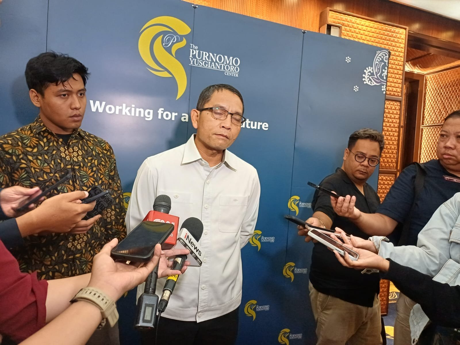 Sekretaris Jenderal Dewan Energi Nasional (DEN) Dadan Kusdiana usai menghadiri acara Kaleidoskop Energi di Jakarta, Selasa (13/1). Foto: GPriority/Dimas A Putra