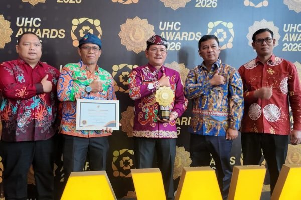 Pemprov Kaltara usai menerima penghargaan UHC Awards 2026 di JIExpo Kemayoran, Jakarta Pusat, Selasa (27/1)/Foto : GPriority (Juwita Sari)