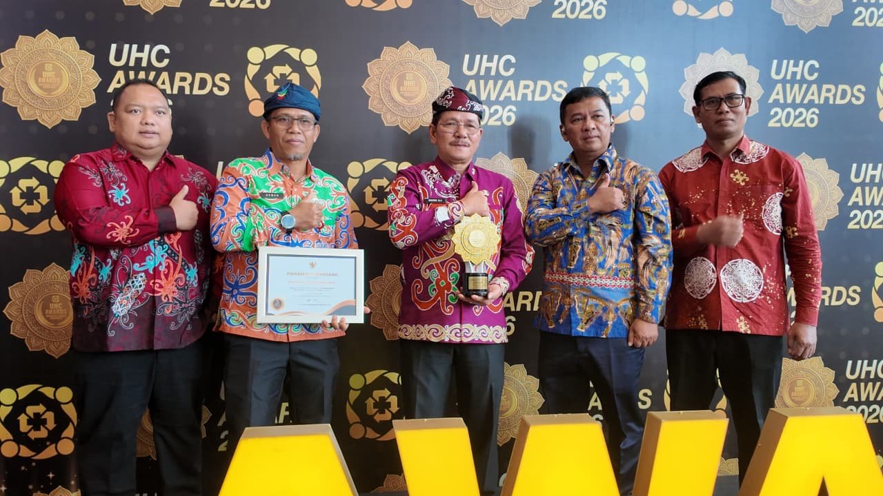 Pemprov Kaltara usai menerima penghargaan UHC Awards 2026 di JIExpo Kemayoran, Jakarta Pusat, Selasa (27/1)/Foto : GPriority (Juwita Sari)