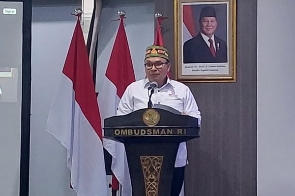 Anggota Ombudsman RI, Robert Na Endi Jaweng saat memaparkan materi pada Rabu (28/1) di Kantor Ombudsman RI, Jakarta/Foto : Dok. GPriority (Nindya Farhah Azzahrah)
