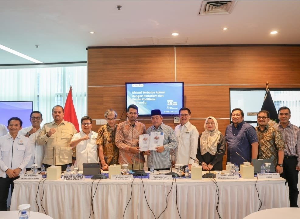 Asosiasi Pemerintah Kabupaten Seluruh Indonesia (Apkasi) menggandeng Perludem dan Koalisi Masyarakat Sipil dalam transformasi UU Pemilu. Foto: Dok.Apkasi