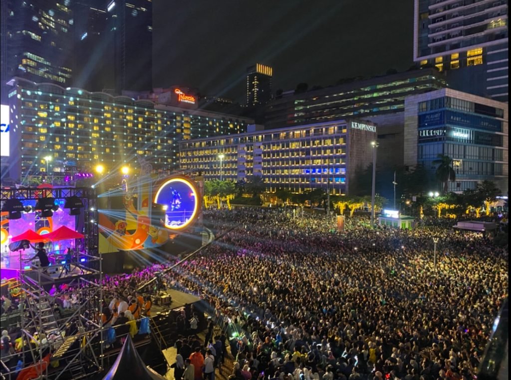 Malam tahun baru 2026 di Bundaran Hotel Indonesia/Foto Fifi Abdurahman