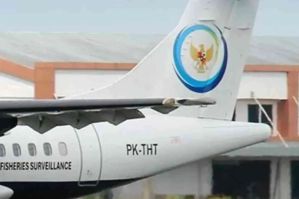 Pesawat ATR 42-500 yang disewa Kementerian Kelautan dan Perikanan. Foto: istimewa