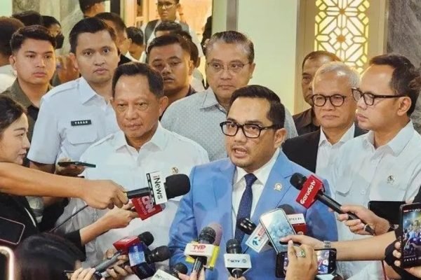 Ketua Komisi II DPR RI, M. Rifqinizamy Karsayuda/Foto Instagram Resmi