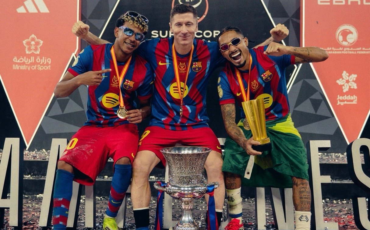 Barcelona sukses merengkuh gelar Piala Super Spanyol 2026. Foto: Instagram/fcbarcelona