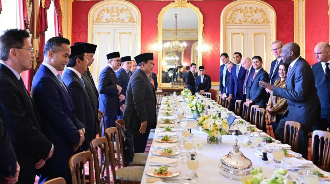 Presiden Prabowo saat menerima jamuan makan siang di Lancaster House, London, pada Selasa, 20 Januari 2026/Foto : Dok. Sekretariat Presiden RI
