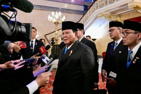 Presiden Prabowo saat diwawancarai awak media di Lancaster House, London, pada Selasa (20/1)/Foto : Dok. BPMI Setpres