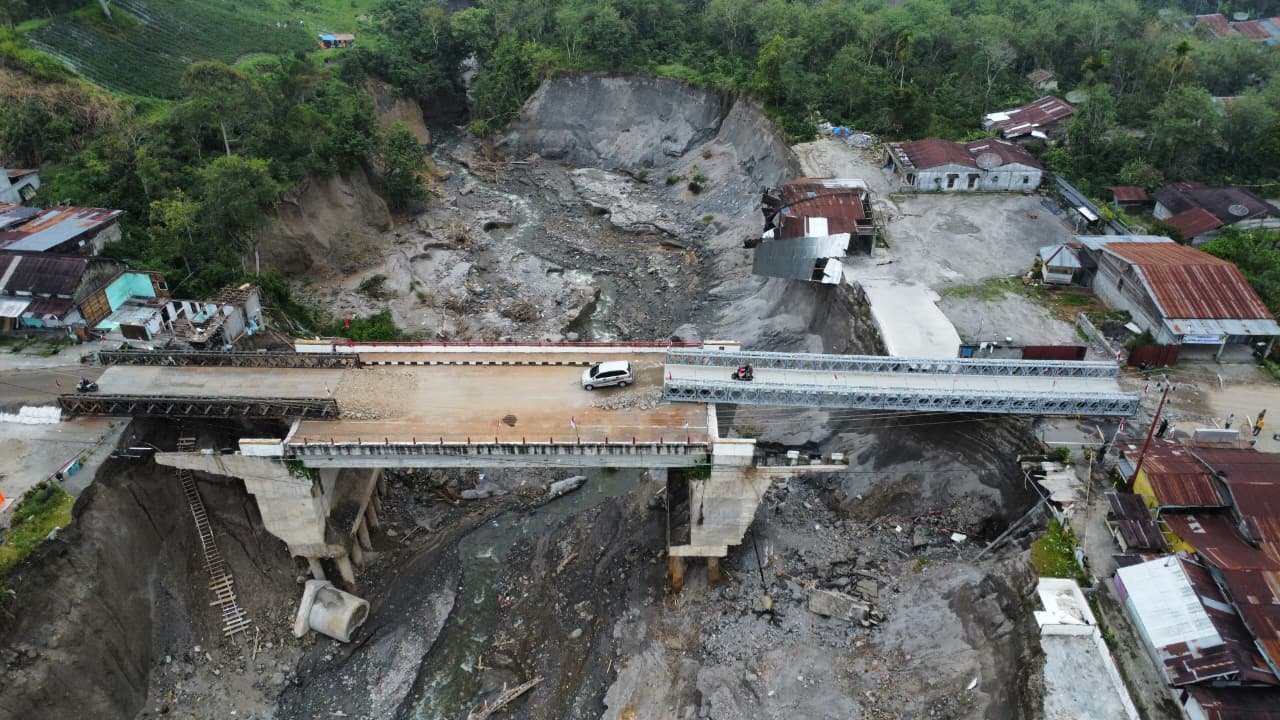 dua jembatan Bailey di kawasan Jamur Ujung, Kabupaten Bener Meriah. Foto: istimewa