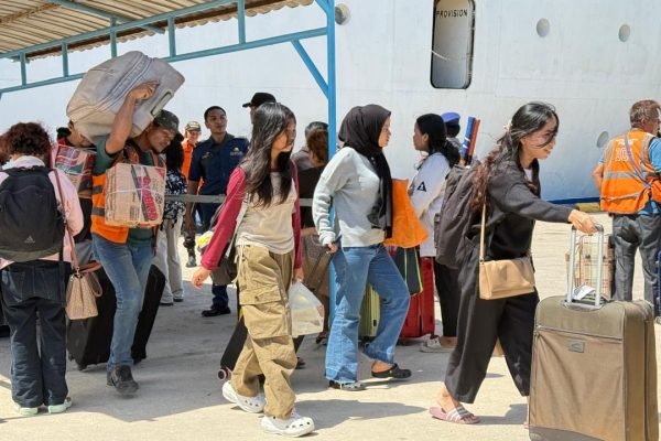 Masyarakat sedang bepergian dalam rangka libur Nataru/Foto Kemenhub