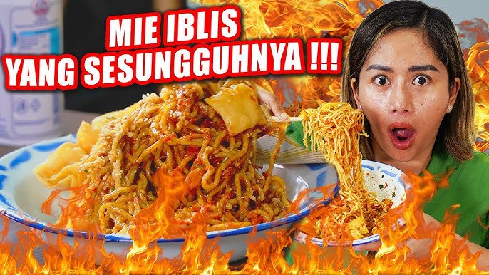 YouTuber dan Food reviewer Faridan Nurhan umumkan pensiun dan jual channel YouTube seharga Rp10 miliar/Foto : YouTube Farida Nurhan