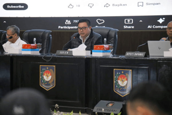 Sekertaris Jenderal Tomsi Tohir dalam rakor pengendalian inflasi di Jakarta, Rabu (18/2). Foto: Dok.Kemendagri