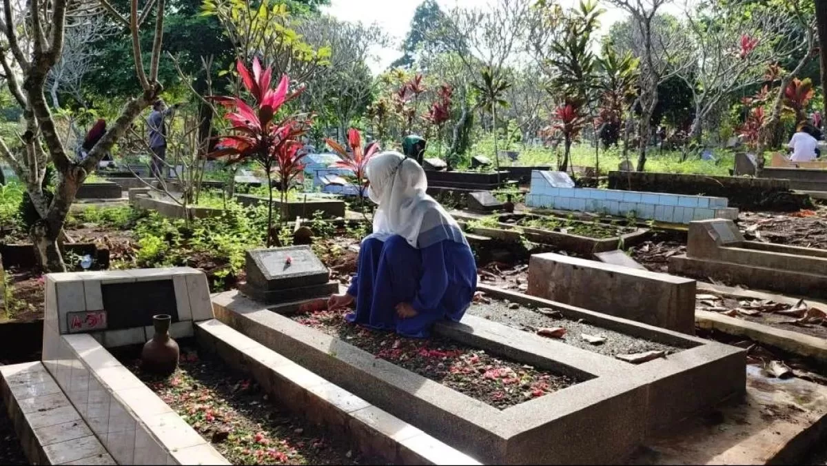 Tradisi ziarah kubur jelang Ramadan/Foto : Dok. Pinterest