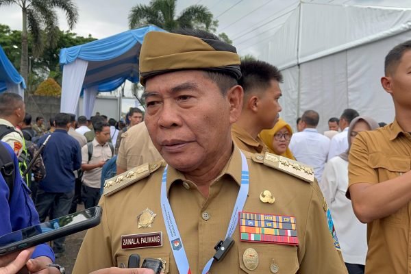 Gubernur Kalimantan Utara (Kaltara) Zainal A. Paliwang usai menghadiri Rapat Koordinasi Nasional (Rakornas) Pemerintah Pusat dan Daerah yang digelar di Sentul, Bogor, Senin (2/2). Foto: GPriority/Rizki Dimuharam
