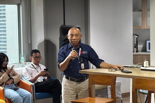 Peneliti Pusat Riset Iklim dan Atmosfer, Eddy Hermawan, dalam agenda diskusi bersama media di Gedung BRIN, Jakarta, Rabu (4/2)/Foto : GPriority (Nindya Farhah Azzahrah)