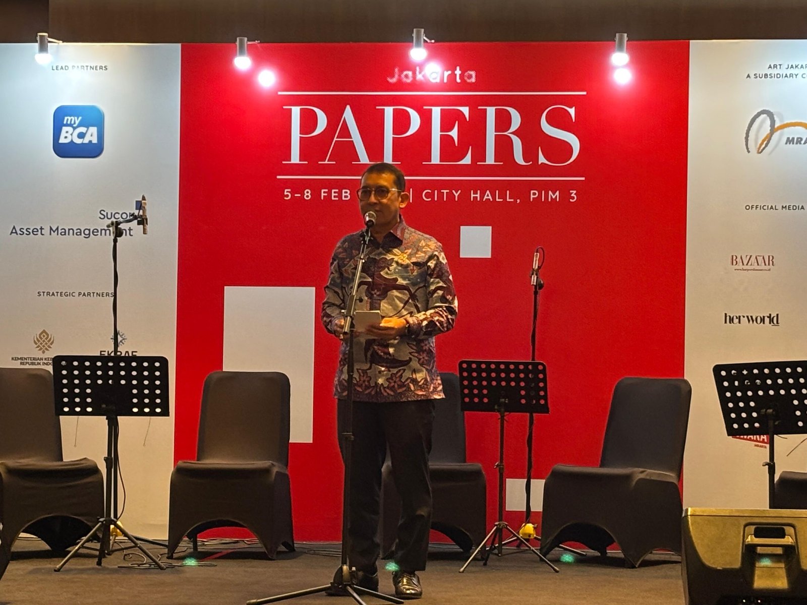 Menbud Fadli Zon saat memberikan sambutan sekaligus meresmikan pembukaan Art Jakarta Papers 2026/Foto : Dok. GPriority (Juwita Sari)