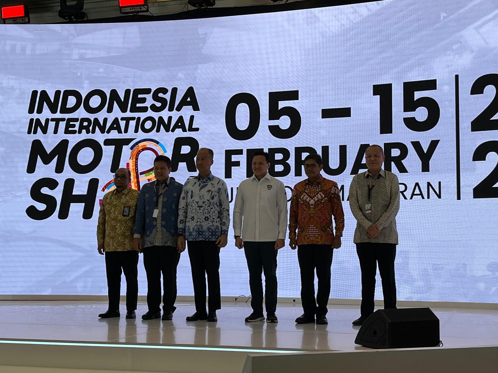 Menteri Perindustrian, Agus Gumiwang Kartasasmita saat membuka IIMS 2026 di JIExpo Kemayoran, Jakarta, Kamis (5/2). Foto: Rizky Dimuharam