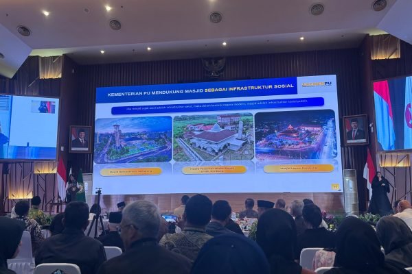 Wakil Menteri PU, Diana Kusumastuti, saat membuka acara seminar nasional di Jakarta, Selasa (10/2)/Foto : Dok. GPriority (Nindya Farhah Azzahrah)