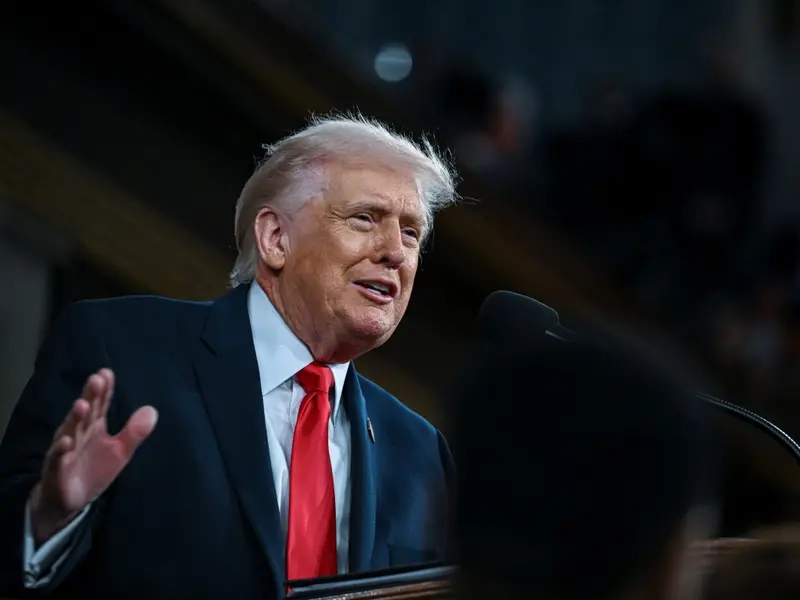 Presiden AS Donald Trump menyampaikan pidato kenegaraan pertama pada masa jabatan keduanya di hadapan sidang gabungan Kongres di Ruang DPR Gedung Capitol Amerika Serikat di Washington, DC, pada Selasa (24/2)/Foto: Dok. AFP