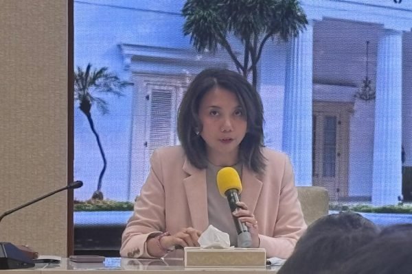 Juru Bicara Kemlu RI, Yvonne Mewengkang, pada agenda konferensi pers di Gedung Kemlu RI, Jumat (13/3)/Foto : Dok. GPriority (Nindya Farhah Azzahrah)
