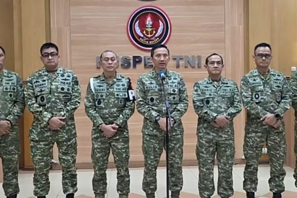 Konfrensi Pers di Mabes TNI, Cilangkap, Jakarta Timur pada Rabu (25/3). Foto: Tangkapan Layar/@puspentni