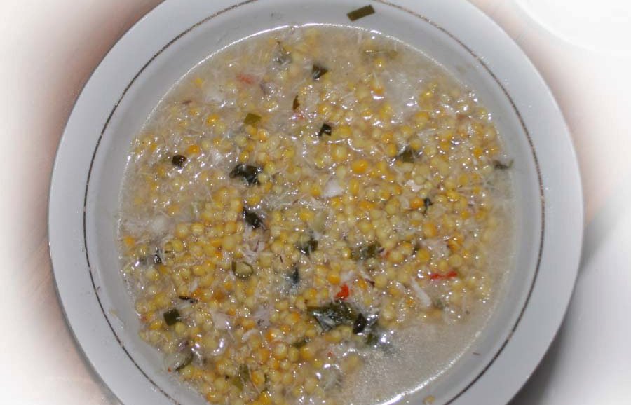 Kuliner khas Gorontalo milu siram (Binte Biluhuta). (Foto RA)