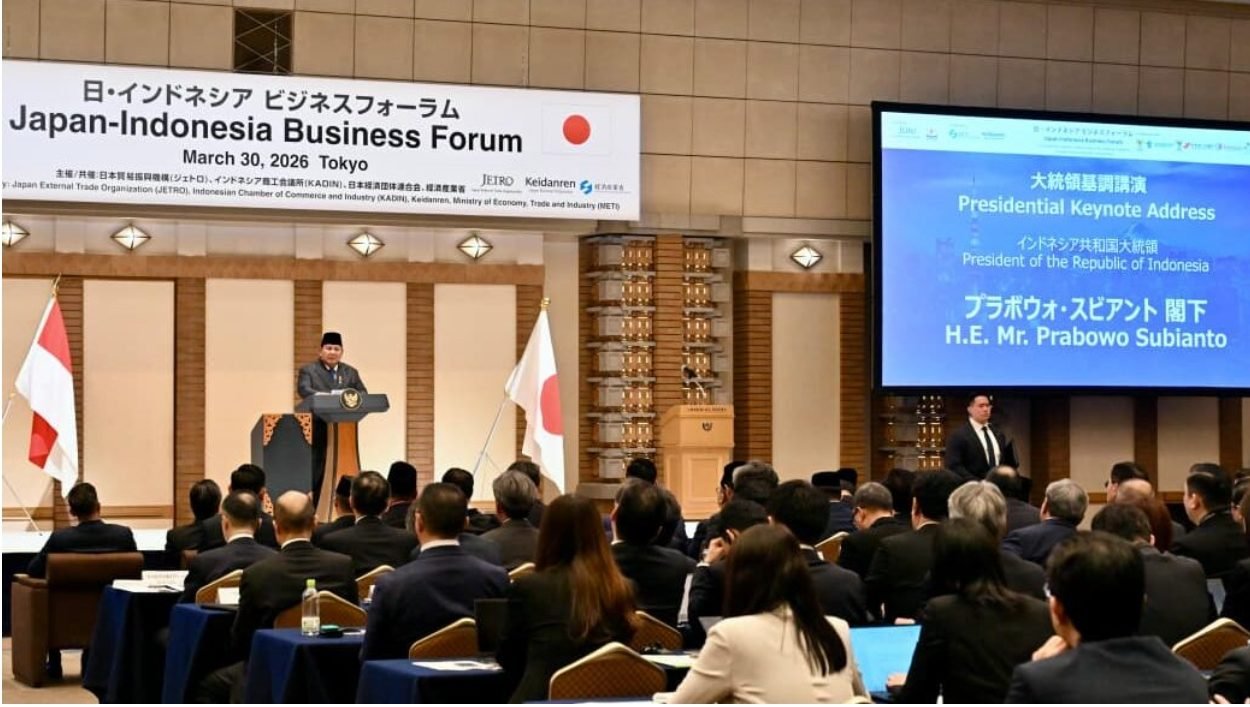 Presiden Prabowo saat memberikan sambutan dalam agenda forum bisnis Indonesia-Jepang pada Senin (30/3) kemarin/Foto : BPMI Setpres RI