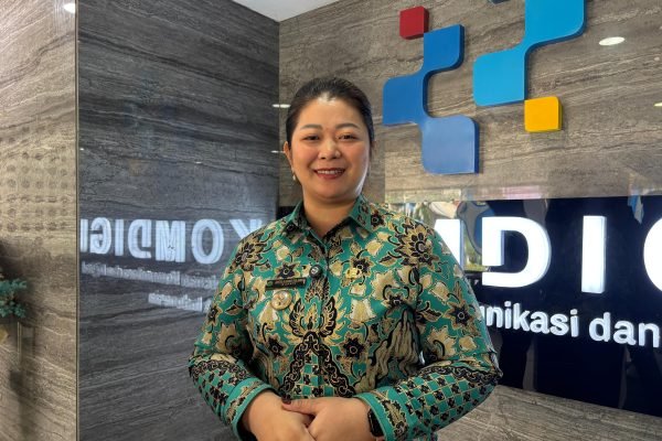 Bupati Mahulu (Mahakam Ulu), Angela Idang Belawan, sesuai agenda audiensi di Kantor Kemkomdigi, Kamis (16/4)/Foto : GPriority (Yunita Kurnia Putri)