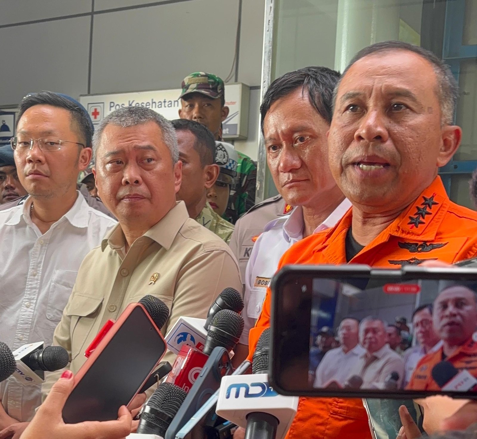 Kepala Basarnas, Marsekal Madya TNI Muhammad Syafii saat konferensi pers di Stasiun Bekasi Timur, Selasa (28/4)/Foto : Dok. GPriority (Nindya Farhah Azzahrah)