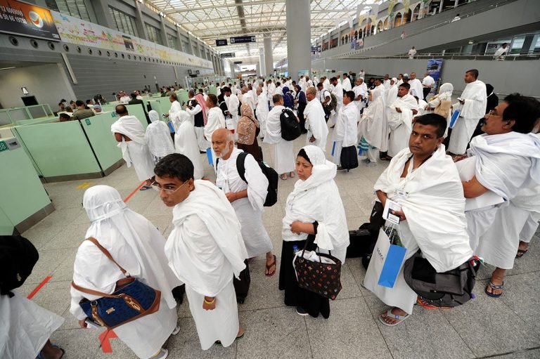 Di tengah situasi konflik serangan houthi, Kemenhaj imbau WNI yang berada di Arab Saudi untuk lebih waspada, termasuk jemaah umrah asal Indonesia/Foto : Dok. Saudi Gazette
