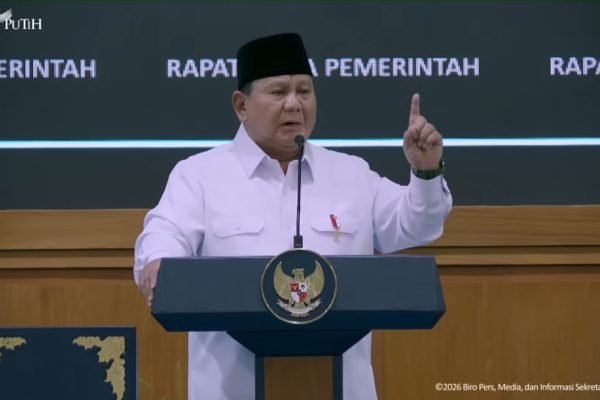 Presiden Prabowo Subianto saat memberikan arahan kepada jajaran pemerintah di Jakarta, Selasa (8/4) kemarin/Foto : Dok. YouTube Sekretariat Presiden