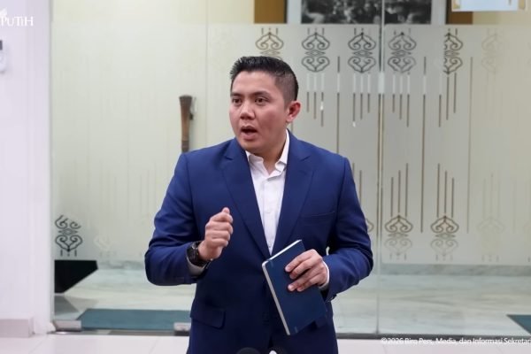 Seskab Teddy Indra Wijaya/Foto : Dok. YouTube Sekretariat Presiden
