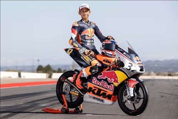 Pembalap muda Indonesia, Kiandra Ramadhipa. Foto: redbull