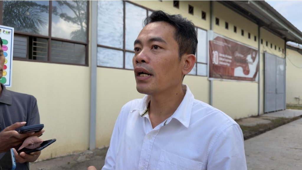 Plt Kepala Dinas Transmigrasi dan Tenaga Kerja (Distransnaker) Kutim yang juga menjabat Asisten Pemerintahan dan Kesejahteraan Rakyat Seskab Kutim, Trisno