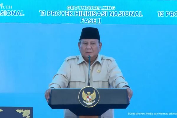 Presiden Prabowo saat memberikan sambutan Prabowo saat memberikan sambutan dalam acara 'Groundbreaking 13 Proyek Hilirisasi Nasional Tahap II' di Cilacap, Rabu (29/4)/Foto : Dok. YouTube Sekretariat Presiden