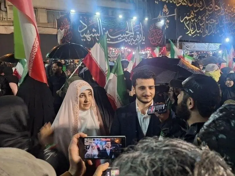 Pasangan di Iran yang menikah di tengah perang Timur Tengah/Foto : Dok. X/@iribnews_irib