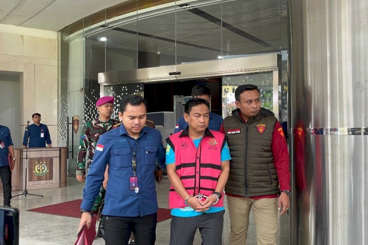 Ketua Ombudsman RI, Hery Susanto, yang baru saja dilantik pada 10 April lalu saat ditangkap Kejagung RI pada Kamis (16/4)/Foto : Dok. Istimewa