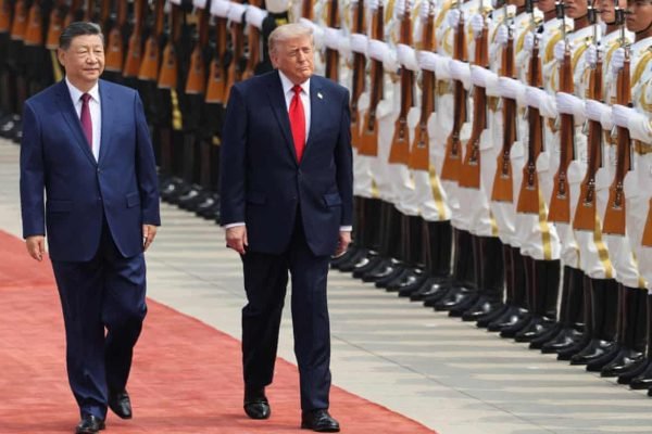 Pertemuan Presiden AS Donald Trump dengan Presiden China Xi Jinping di Beijing pada Kamis (14/5) kemarin/Foto : Dok. The Guardian