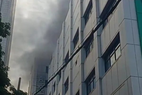 Gedung Pusat Pelayanan Jantung Terpadu (PPJT) RSUD Dr Soetomo, Surabaya, Jumat (15/5) pagi. Foto: most