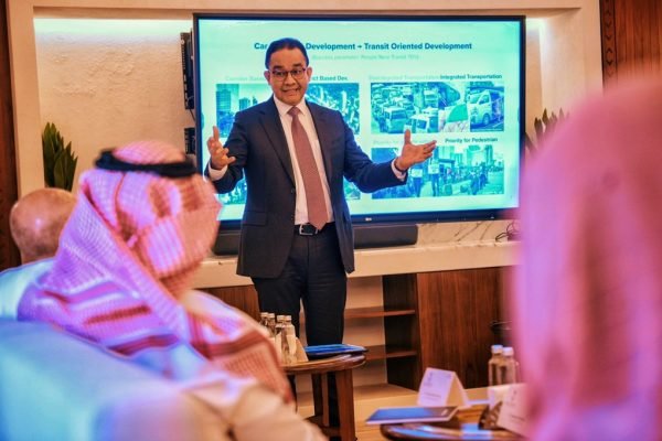 Anies Baswedan resmi ditunjuk sebagai anggota Dewan Penasihat Royal Commission for Riyadh City (RCRC), lembaga strategis di bawah Pemerintah Arab Saudi/Foto : Dok. X @aniesbaswedan