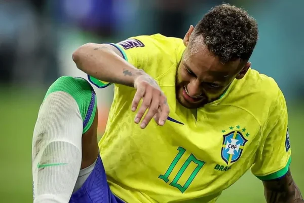 Neymar Jr dikabarkan akan absen di liga pembuka Brasil pada Piala Dunia 2026 akibat cedera berat/Foto : Dok. X